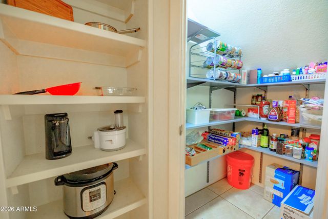 1342 W EMERALD Avenue 339, Mesa, AZ 85202