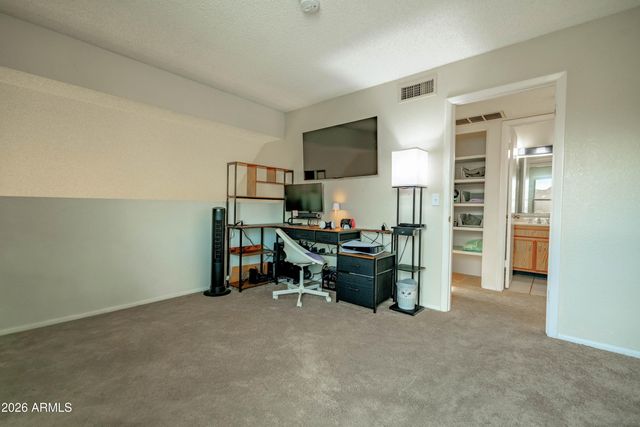 1342 W EMERALD Avenue 339, Mesa, AZ 85202