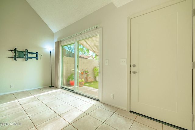 1342 W EMERALD Avenue 339, Mesa, AZ 85202