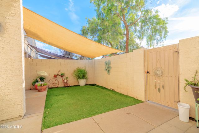 1342 W EMERALD Avenue 339, Mesa, AZ 85202