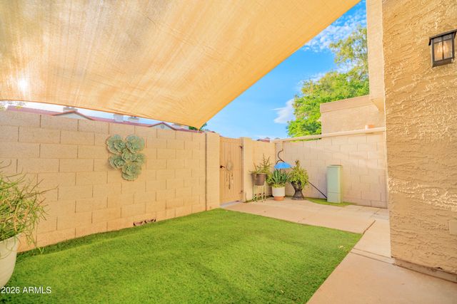 1342 W EMERALD Avenue 339, Mesa, AZ 85202