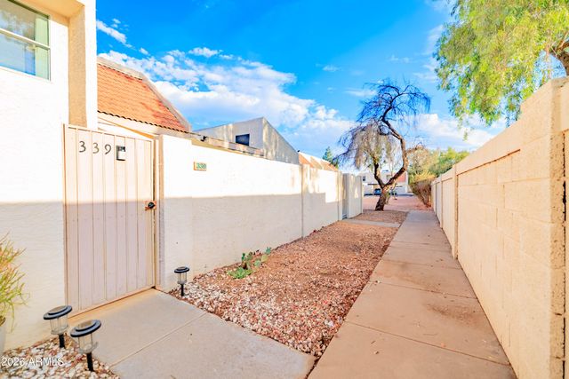 1342 W EMERALD Avenue 339, Mesa, AZ 85202