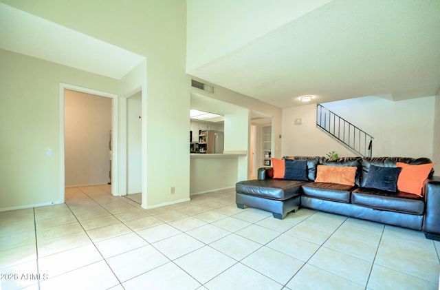 1342 W EMERALD Avenue 339, Mesa, AZ 85202