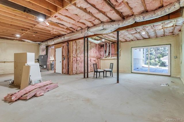 597 Pulaski Road, Kings Park, NY 11754