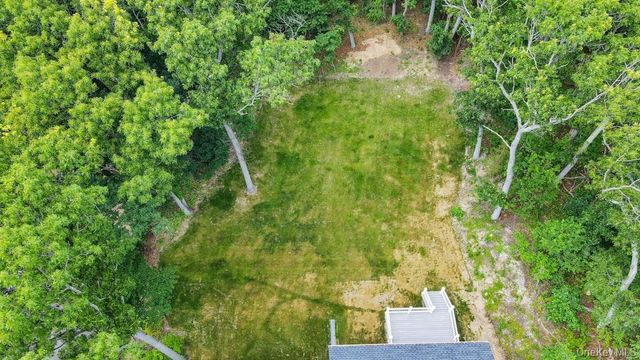 597 Pulaski Road, Kings Park, NY 11754