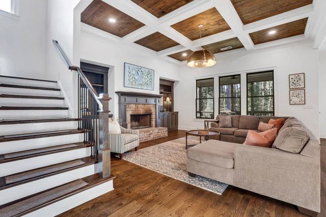 3183 Parkridge Crescent, Atlanta, GA 30341