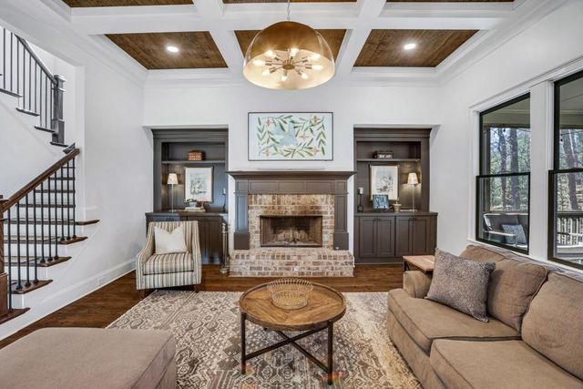 3183 Parkridge Crescent, Atlanta, GA 30341