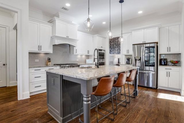 3183 Parkridge Crescent, Atlanta, GA 30341