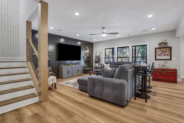 3183 Parkridge Crescent, Atlanta, GA 30341