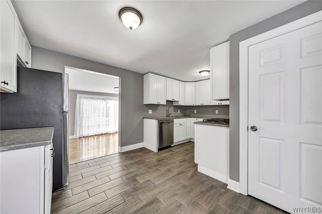 206 Wrexham Court North, Tonawanda, NY 14150