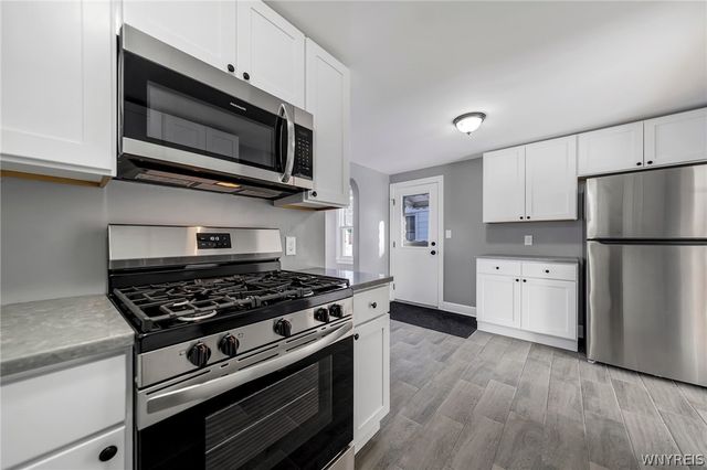 206 Wrexham Court North, Tonawanda, NY 14150