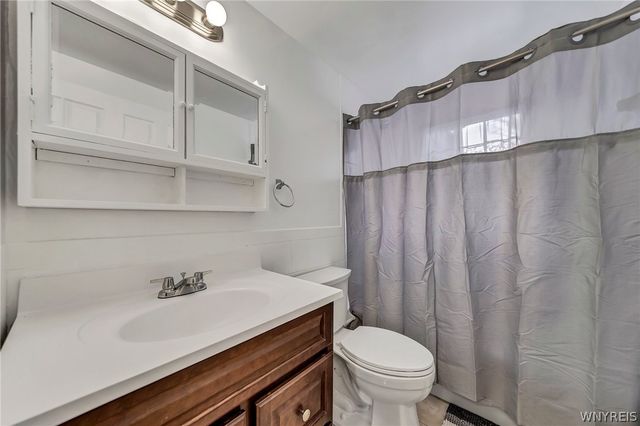 206 Wrexham Court North, Tonawanda, NY 14150