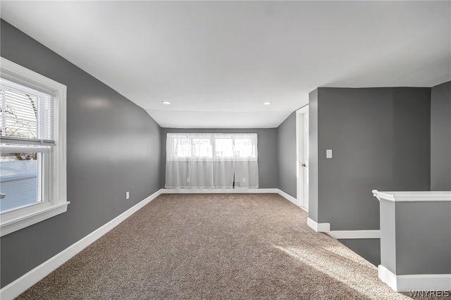 206 Wrexham Court North, Tonawanda, NY 14150