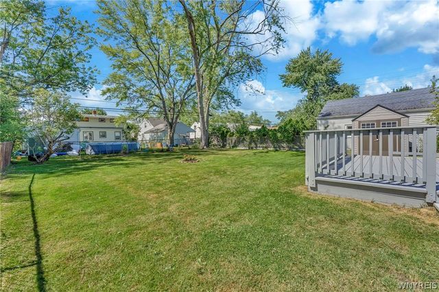 206 Wrexham Court North, Tonawanda, NY 14150