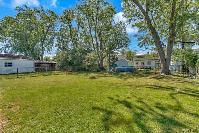 206 Wrexham Court North, Tonawanda, NY 14150