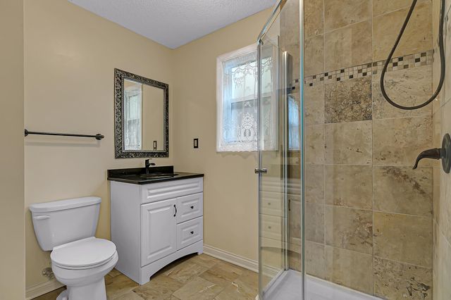 410 57th Place NE, Fridley, MN 55432
