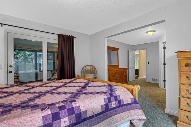 410 57th Place NE, Fridley, MN 55432