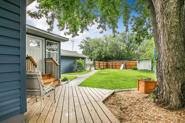 410 57th Place NE, Fridley, MN 55432
