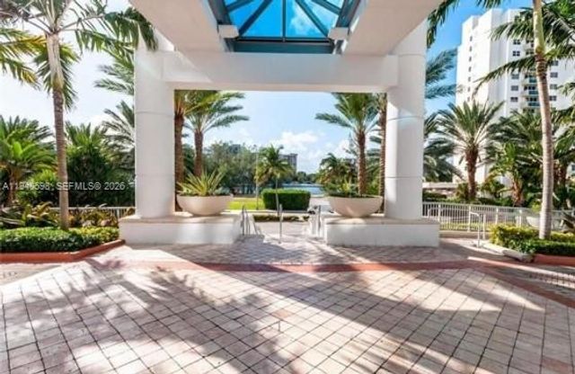 3101 S Ocean Dr 801, Hollywood, FL 33019