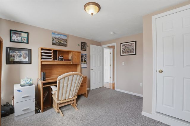 23 Bridle Path, Auburn, MA 01501