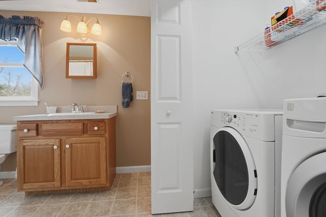 23 Bridle Path, Auburn, MA 01501