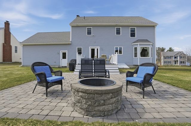 23 Bridle Path, Auburn, MA 01501