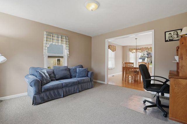 23 Bridle Path, Auburn, MA 01501