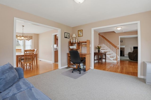 23 Bridle Path, Auburn, MA 01501