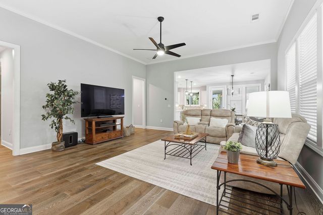 333 Cottonwood Circle, Peachtree City, GA 30269