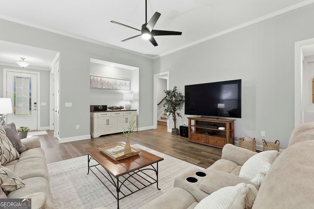 333 Cottonwood Circle, Peachtree City, GA 30269