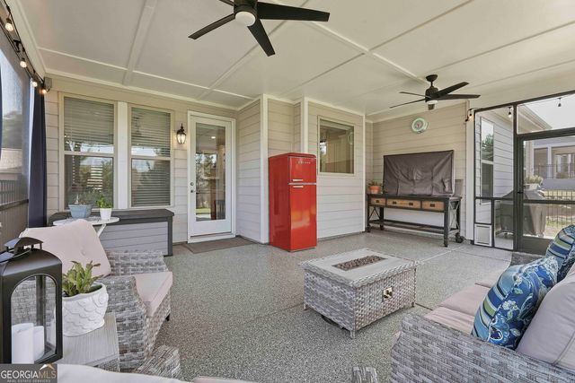 333 Cottonwood Circle, Peachtree City, GA 30269
