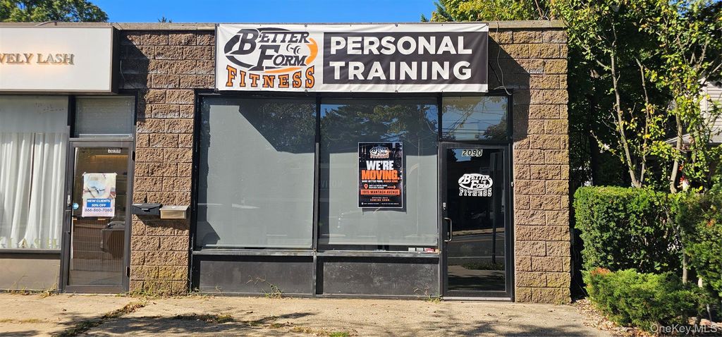 2100 Wantagh Avenue 2090, Wantagh, NY 11793 — exterior