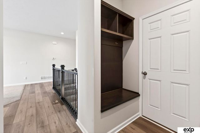 20882 Camelback Avenue, Gretna, NE 68028