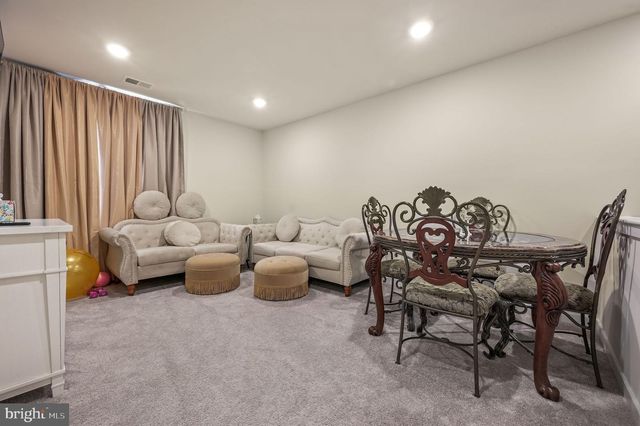 11 KINSALE PL, Dover, DE 19904