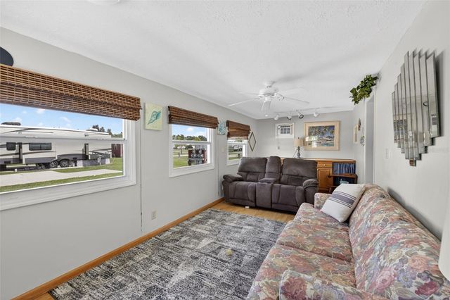 1306 TROUT, Punta Gorda, FL 33950