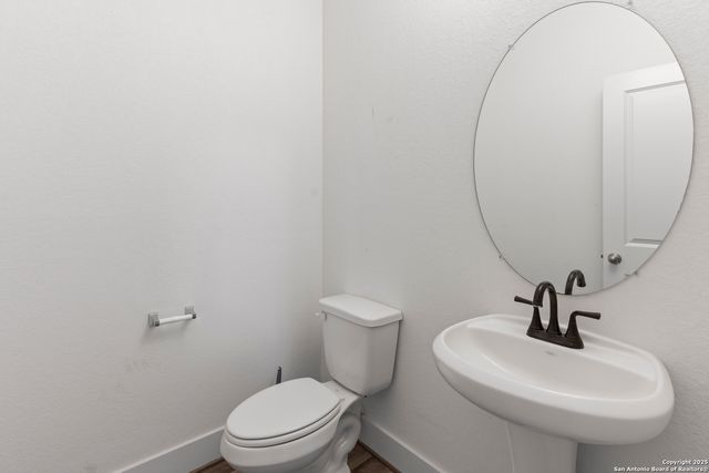 8823 Catnip Pass, Elmendorf, TX 78112