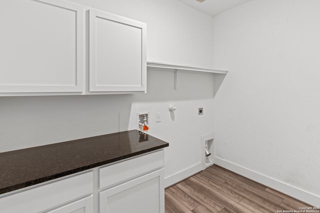 8823 Catnip Pass, Elmendorf, TX 78112