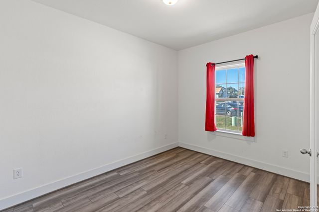 8823 Catnip Pass, Elmendorf, TX 78112