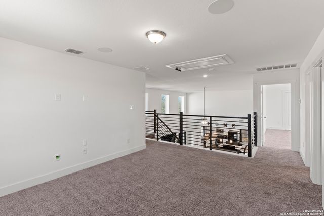 8823 Catnip Pass, Elmendorf, TX 78112