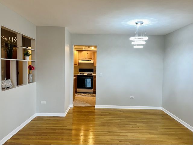 205 W MINER Street 300, Arlington Heights, IL 60005