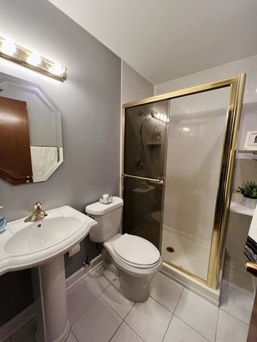 205 W MINER Street 300, Arlington Heights, IL 60005