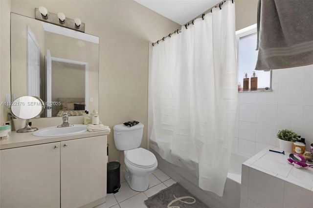 1980 SE 23rd Ave, Homestead, FL 33035