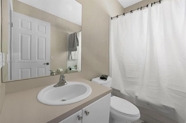 1980 SE 23rd Ave, Homestead, FL 33035