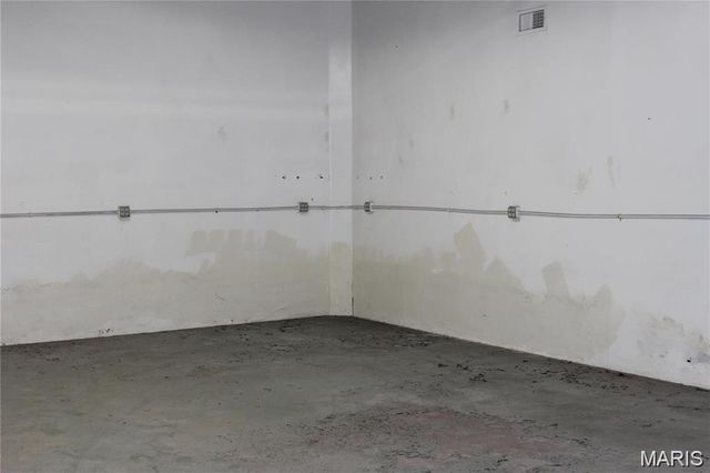 2250 Warren Barrett Drive, Hannibal, MO 63401