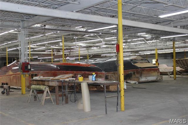 2250 Warren Barrett Drive, Hannibal, MO 63401