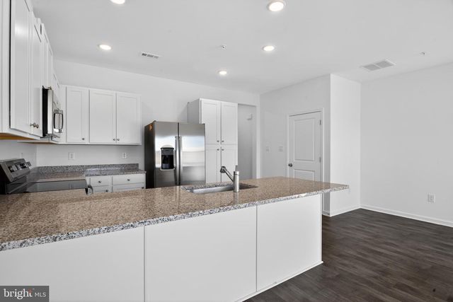 248 CLEMENT LOOP, Salisbury, MD 21804