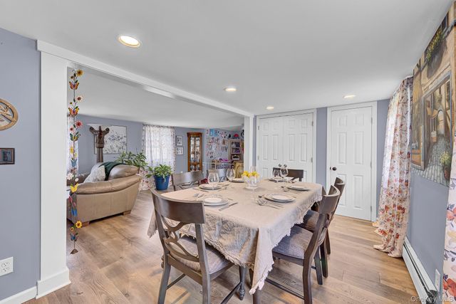 1116 Montauk Highway, Oakdale, NY 11769