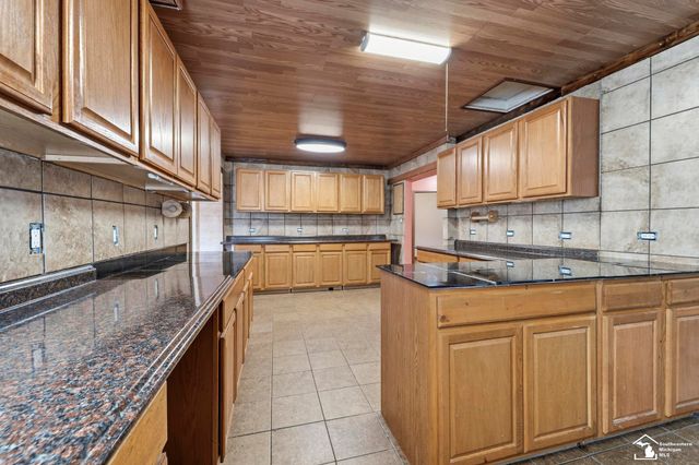 20452 glenmore Street, Redford Twp, MI 48240