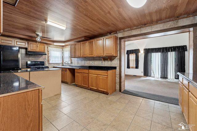 20452 glenmore Street, Redford Twp, MI 48240
