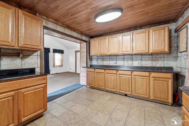 20452 glenmore Street, Redford Twp, MI 48240